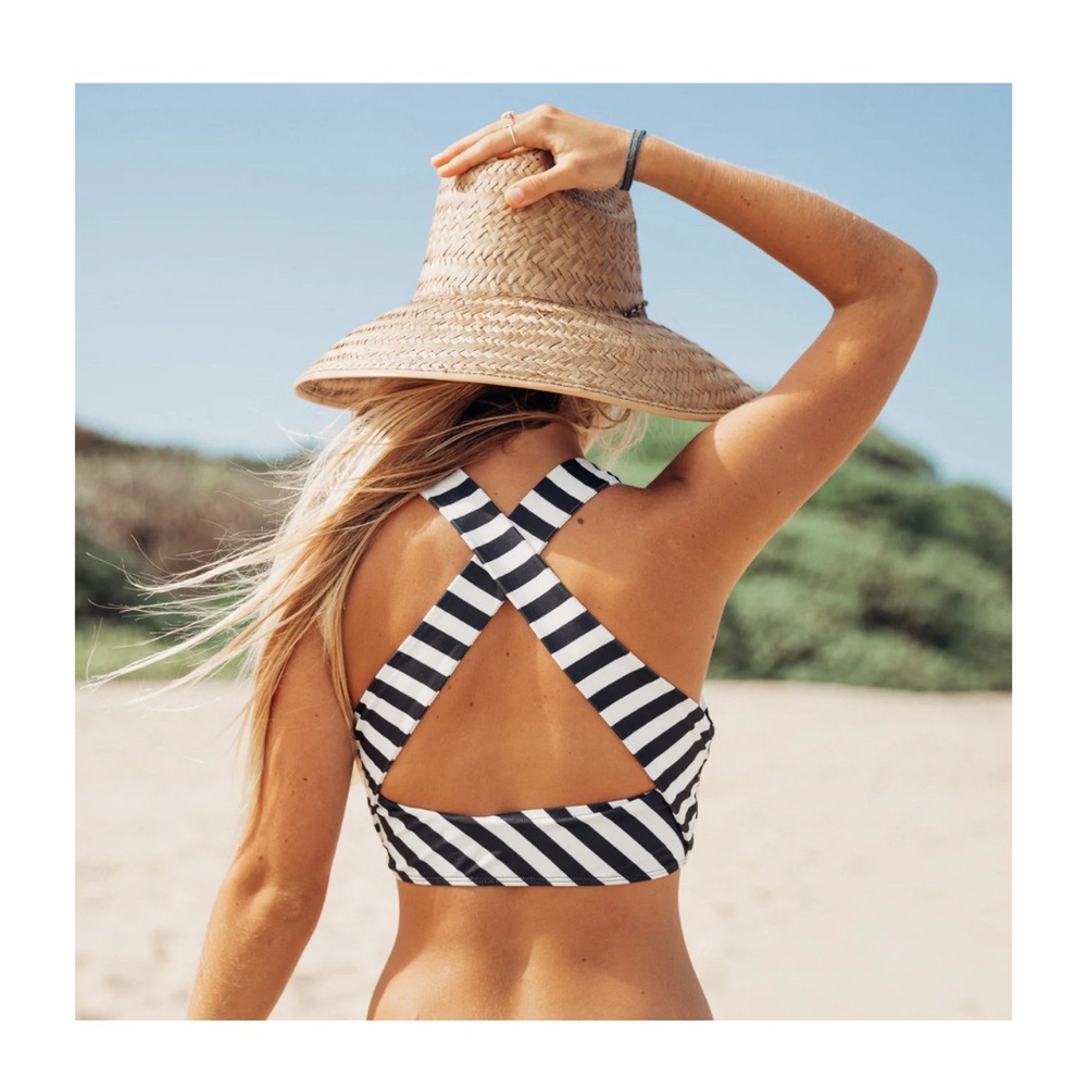 Albion Fit Hang Ten Game Changer Swim Crop